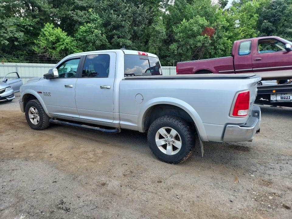 2018 RAM 1500 LARAMIE 2