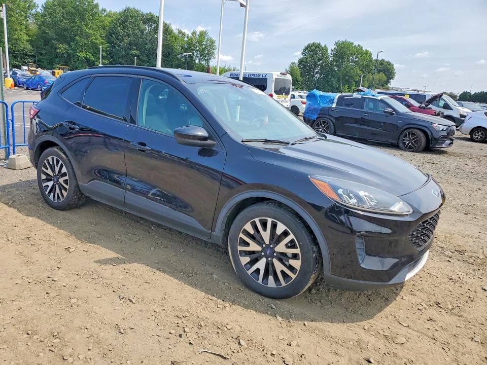 2020 FORD ESCAPE SE SPORT 4