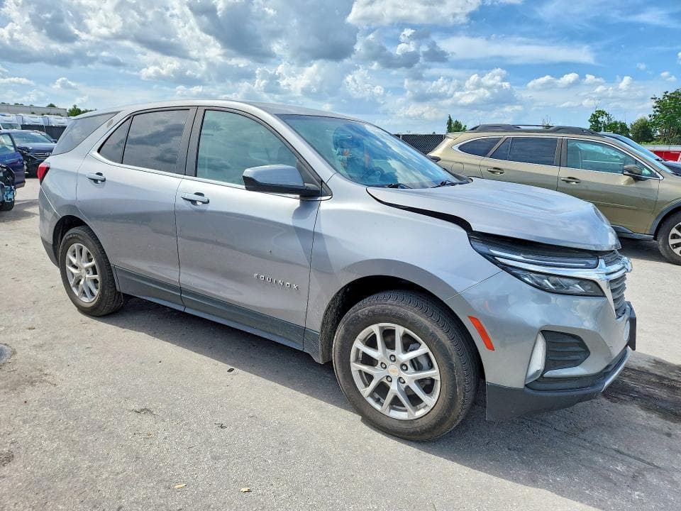 2023 CHEVROLET EQUINOX LT 4