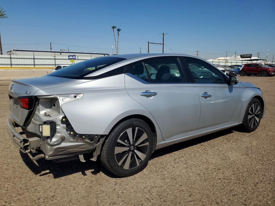 2022 NISSAN ALTIMA SV 3