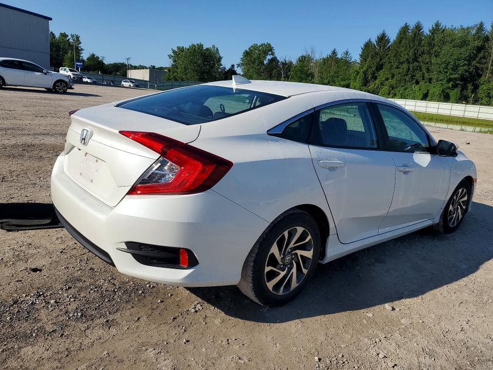 2017 HONDA CIVIC EX 3