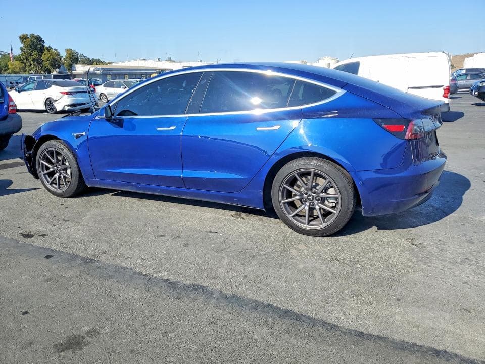 2020 TESLA MODEL 3 2