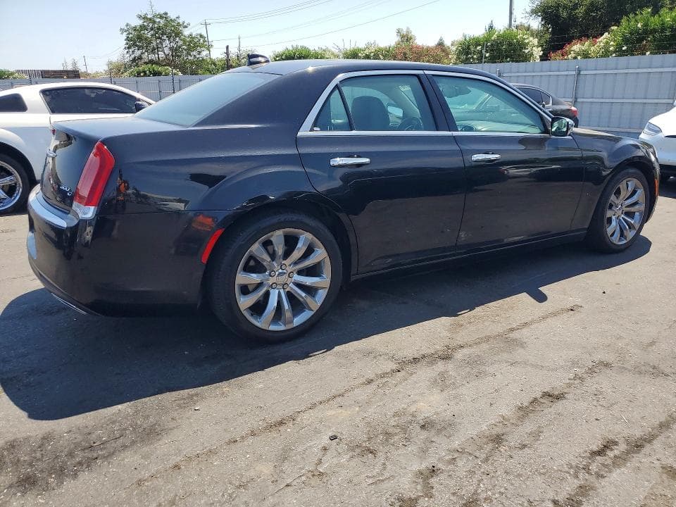 2017 CHRYSLER 300C 3