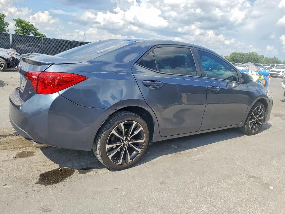 2017 TOYOTA COROLLA SE 3
