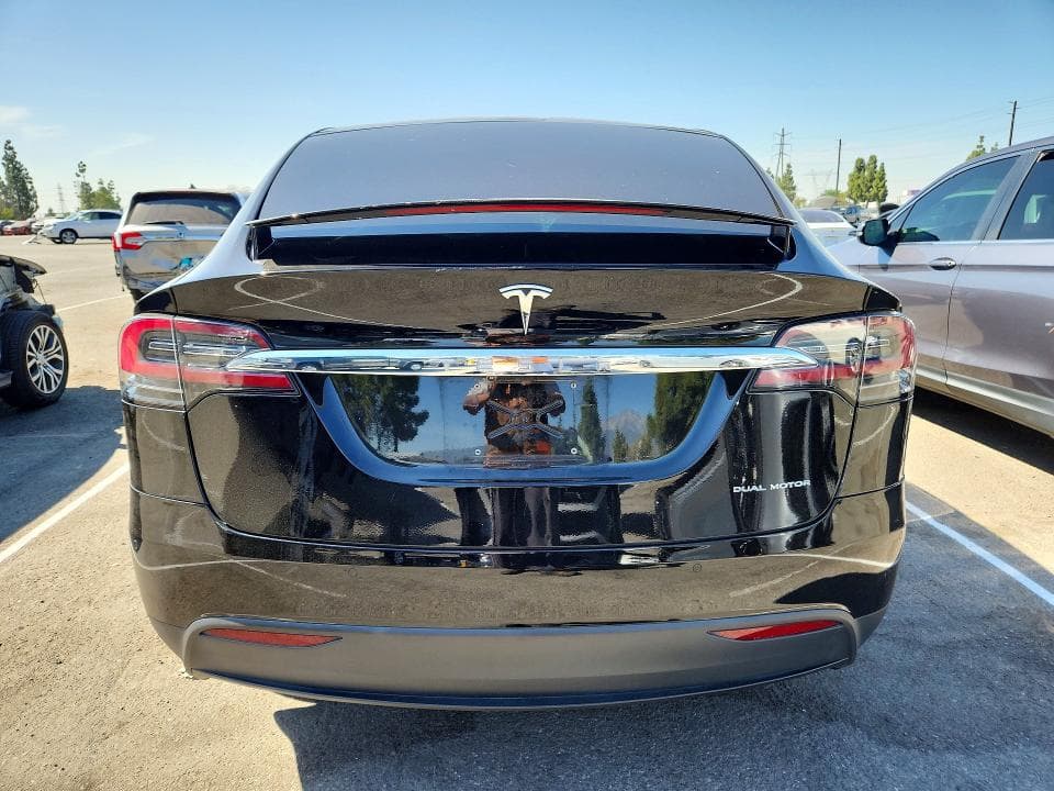 2020 TESLA MODEL X 6