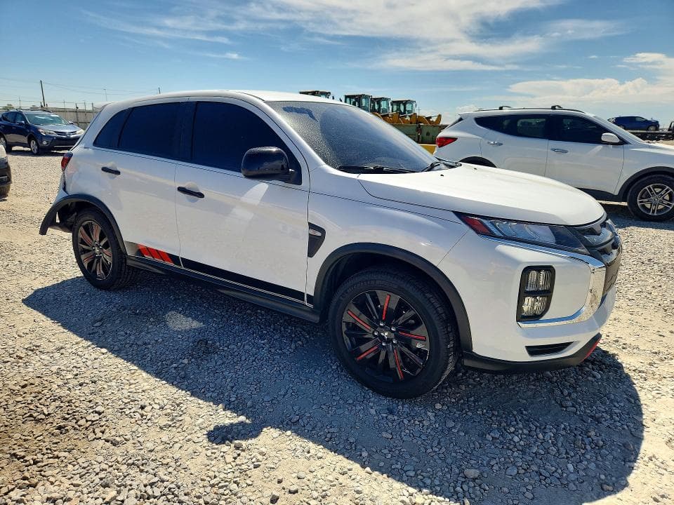2021 MITSUBISHI OUTLANDER SPORT ES 4