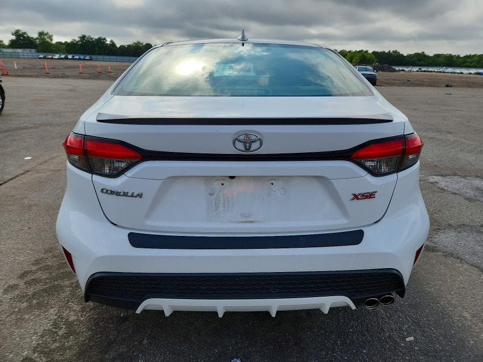 2020 TOYOTA COROLLA XSE 6