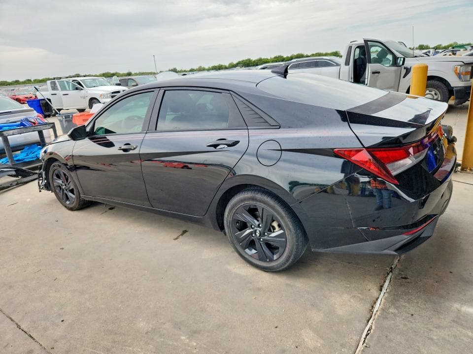 2022 HYUNDAI ELANTRA SEL 2