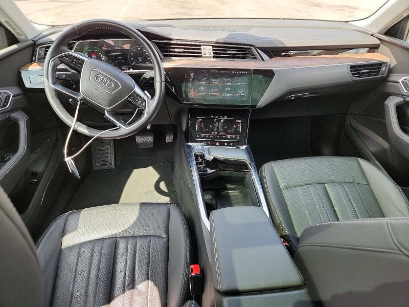 2020 AUDI E-TRON SPORTBACK PREMIUM PLUS 8