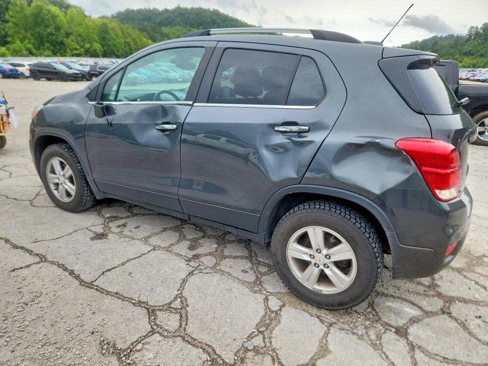2017 CHEVROLET TRAX 1LT 2