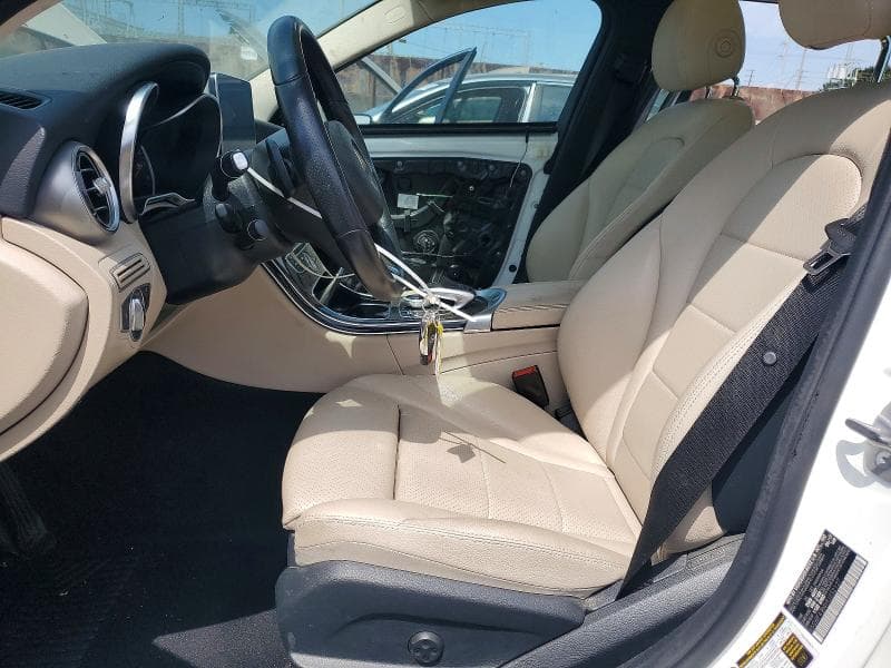 2017 MERCEDES-BENZ C 300 7