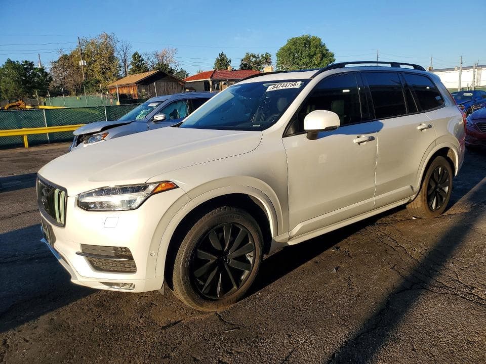 2017 VOLVO XC90 T6 - 1