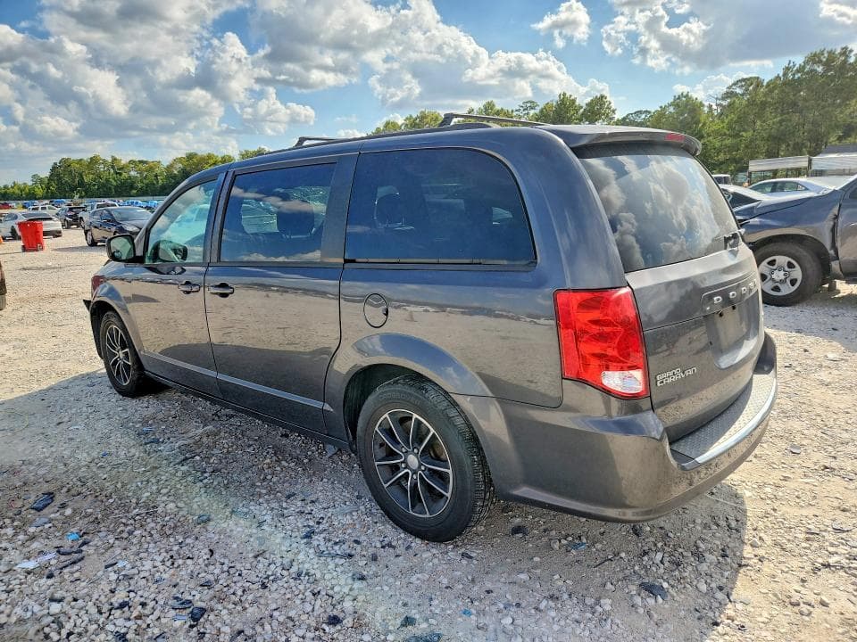 2018 DODGE GRAND CARAVAN GT 2