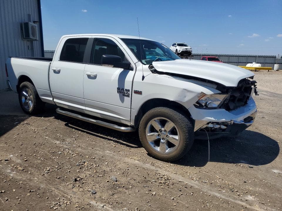 2019 RAM 1500 CLASSIC SLT 4