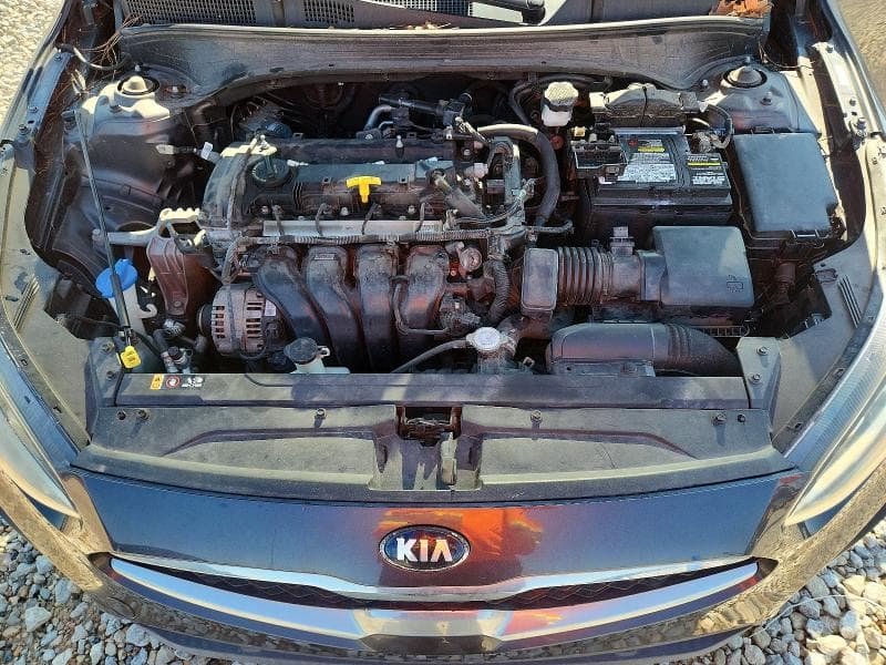 2019 KIA FORTE FE 12