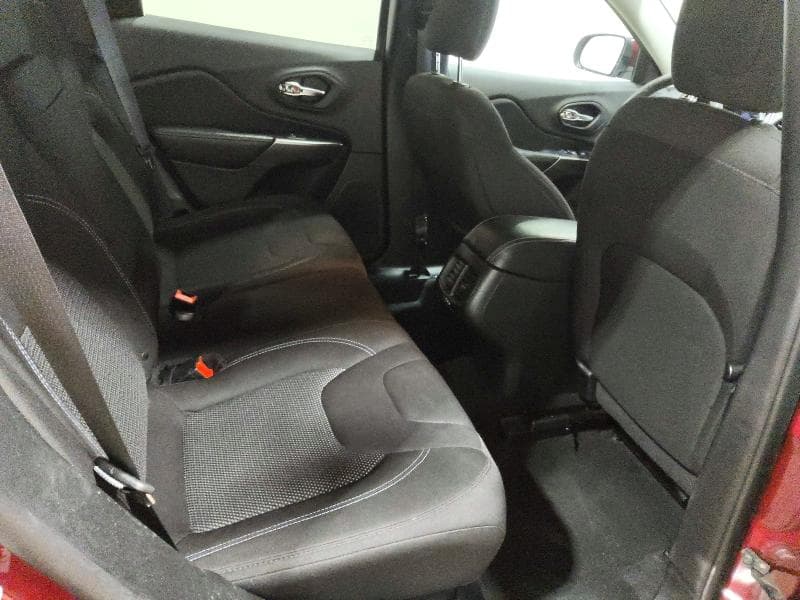 2019 JEEP CHEROKEE LATITUDE 11
