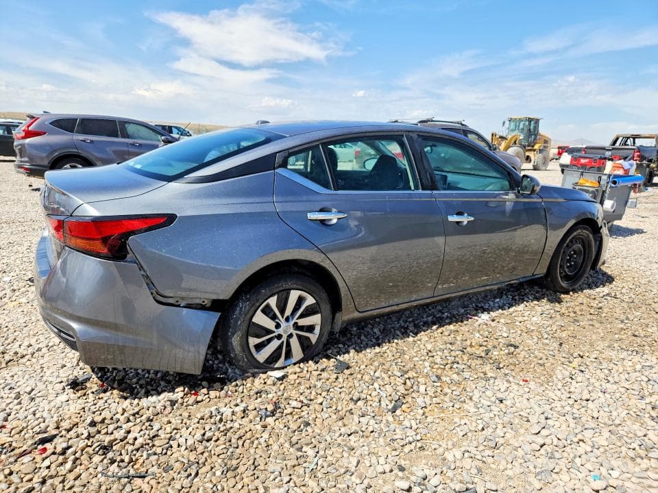 2019 NISSAN ALTIMA S 3