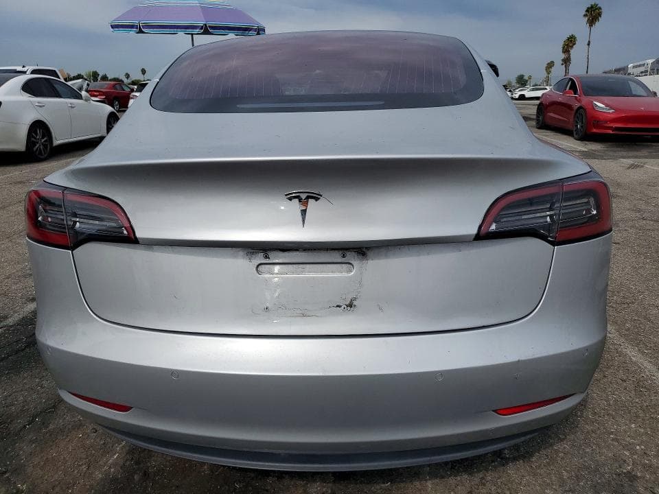 2018 TESLA MODEL 3 6