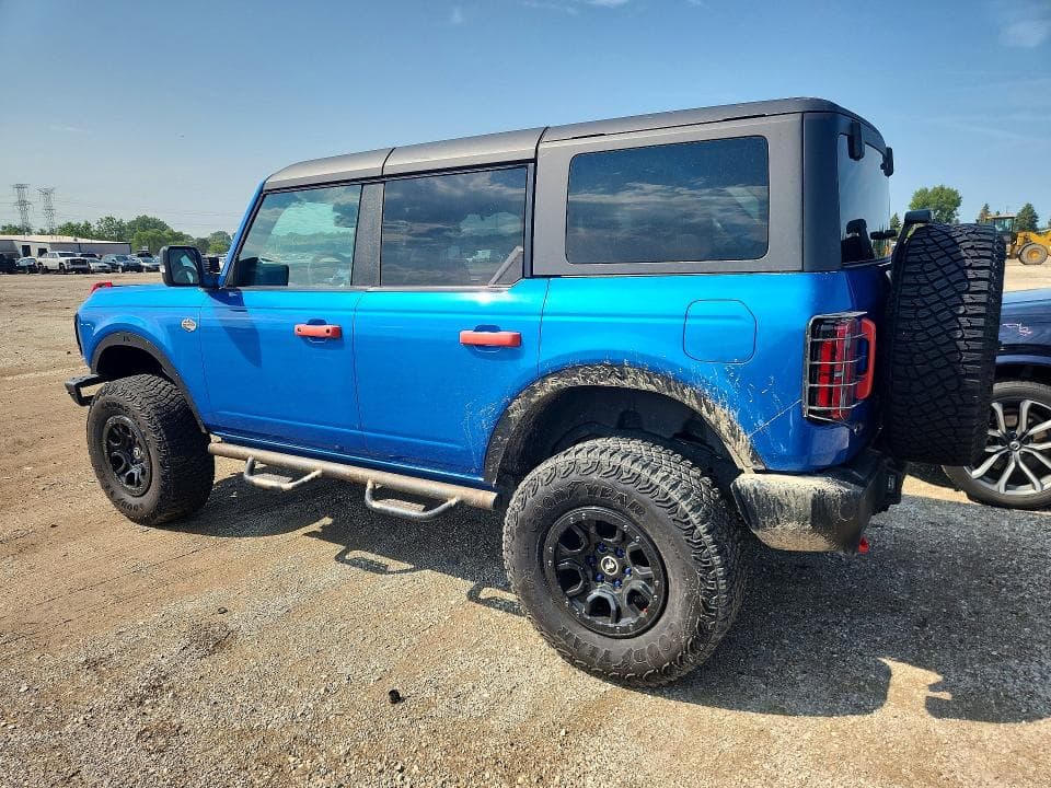 2023 FORD BRONCO BASE 2