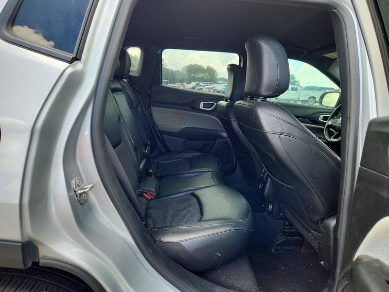 2025 JEEP COMPASS LATITUDE 11
