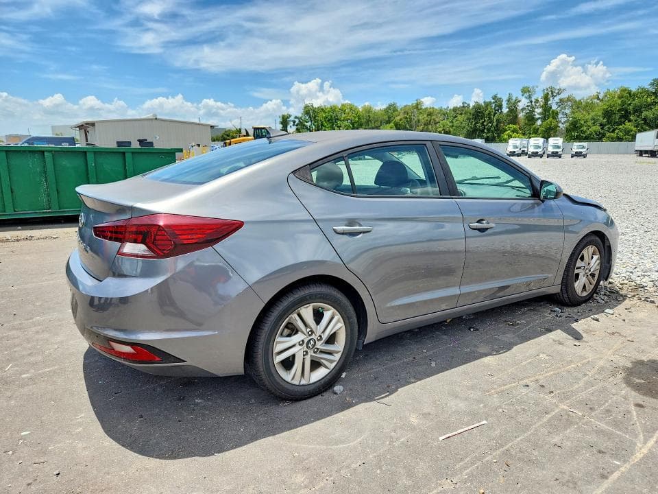 2019 HYUNDAI ELANTRA SEL 3