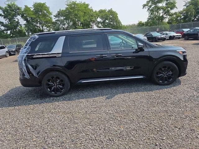 2024 KIA CARNIVAL SX 14