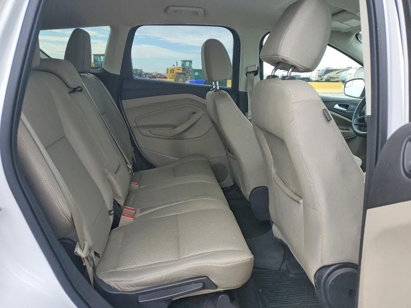 2017 FORD ESCAPE SE 11