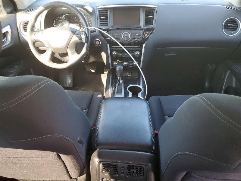2018 NISSAN PATHFINDER SV 8