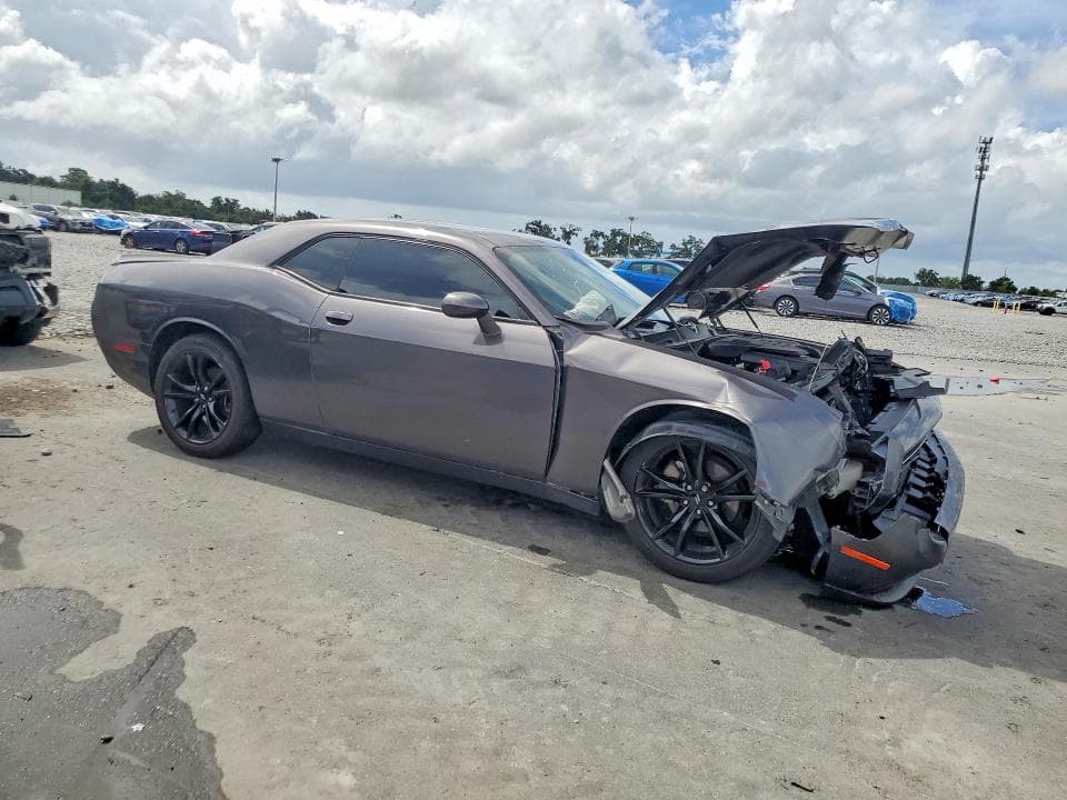 2021 DODGE CHALLENGER SXT 4