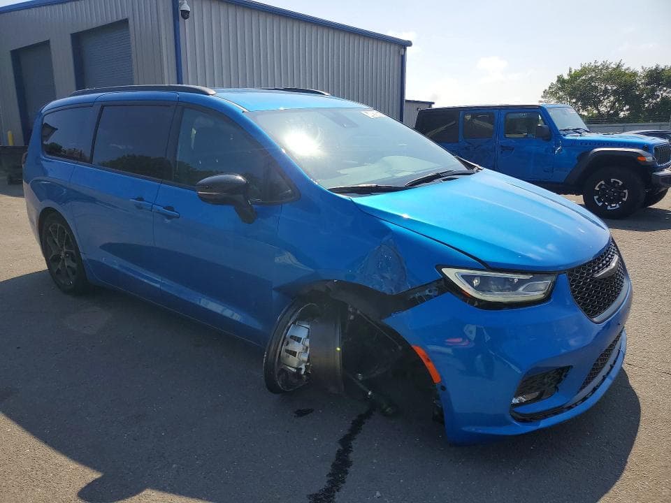 2026 CHRYSLER PACIFICA SELECT 4