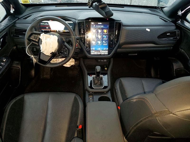 2025 SUBARU FORESTER TOURING 8