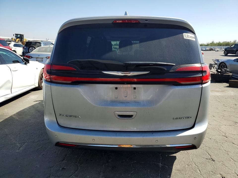 2022 CHRYSLER PACIFICA LIMITED 6