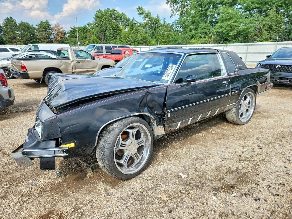 1985 OLDSMOBILE CUTLASS SUPREME BROUGHAM