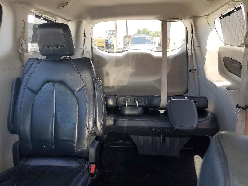 2018 CHRYSLER PACIFICA TOURING L 10