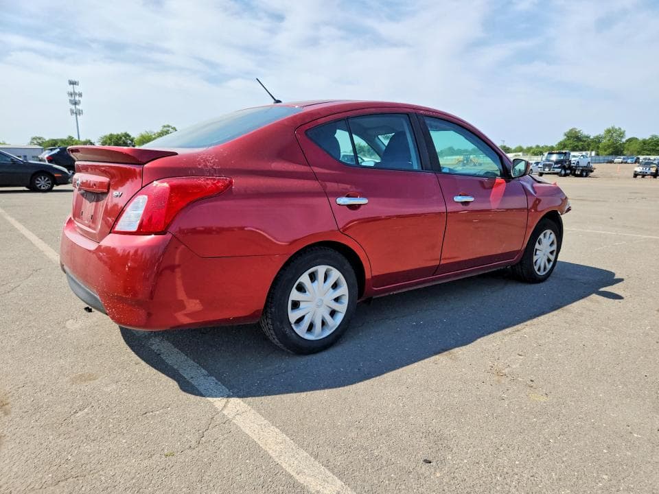 2017 NISSAN VERSA 1.6 SV 3