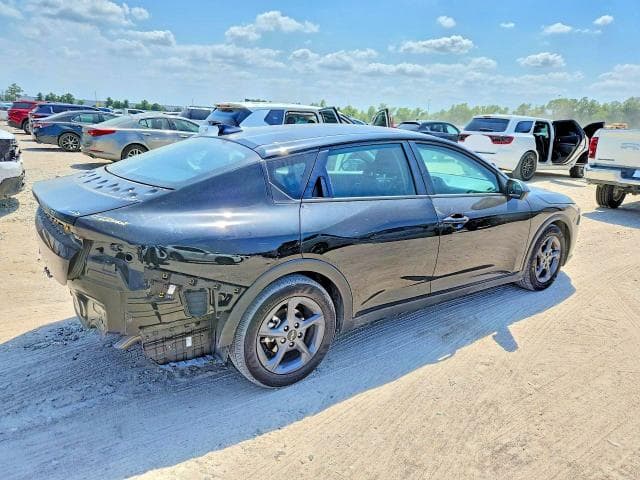 2026 KIA K4 LXS 3
