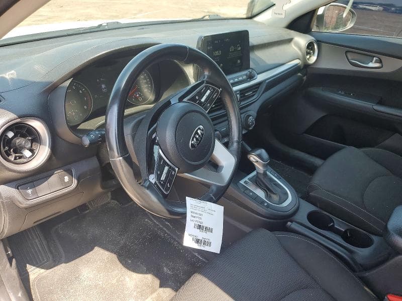 2021 KIA FORTE FE 8