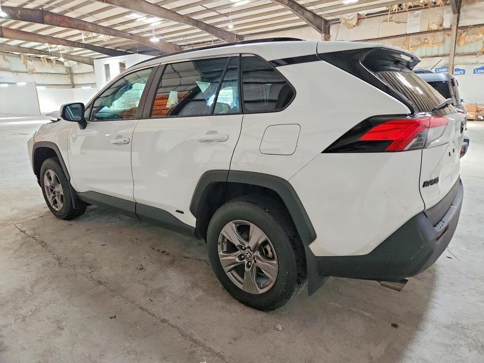2024 TOYOTA RAV4 LE 2