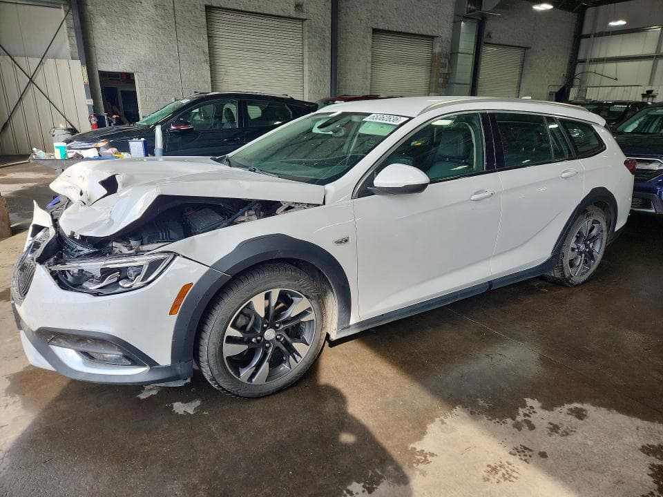 2019 BUICK REGAL TOURX ESSENCE