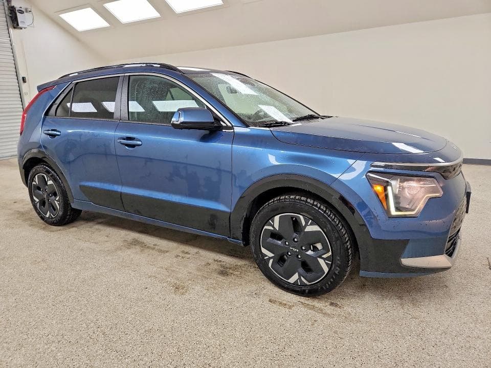 2023 KIA NIRO WIND 4