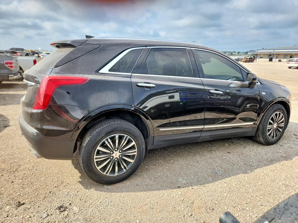 2019 CADILLAC XT5 LUXURY 3