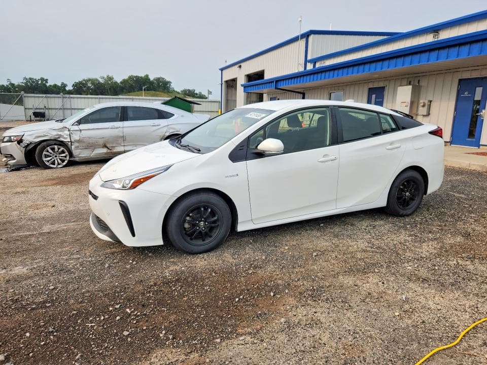 2021 TOYOTA PRIUS LE - 1