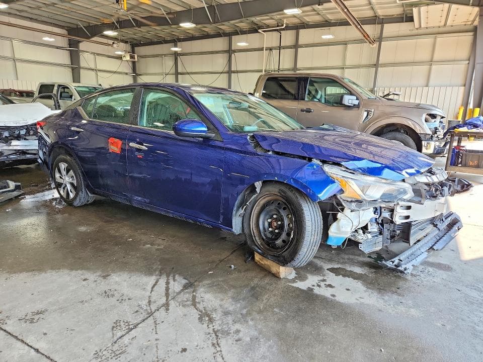2019 NISSAN ALTIMA S 4