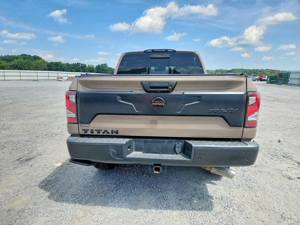 2020 NISSAN TITAN PRO-4X 6