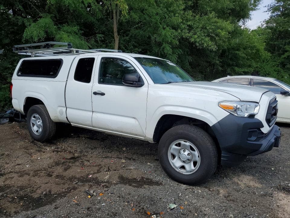 2023 TOYOTA TACOMA SR 4