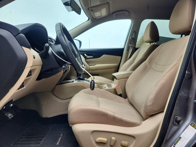 2017 NISSAN ROGUE SV 7
