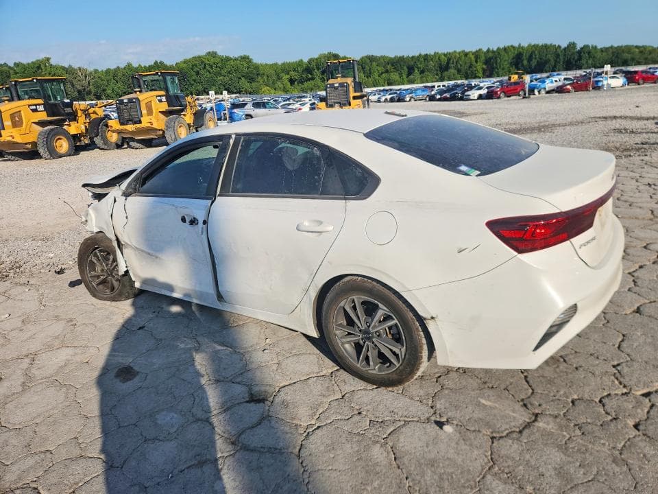 2023 KIA FORTE LXS 2