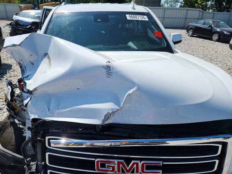 2017 GMC YUKON XL K1500 SLT 12