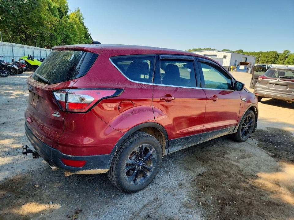 2017 FORD ESCAPE SE 3