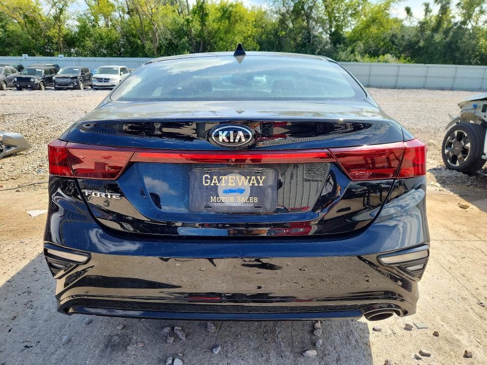 2021 KIA FORTE LXS 6